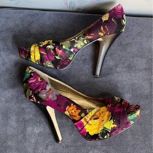 𝅺Madden Girl Landon Floral Print Pump Heels Peep Toe 8